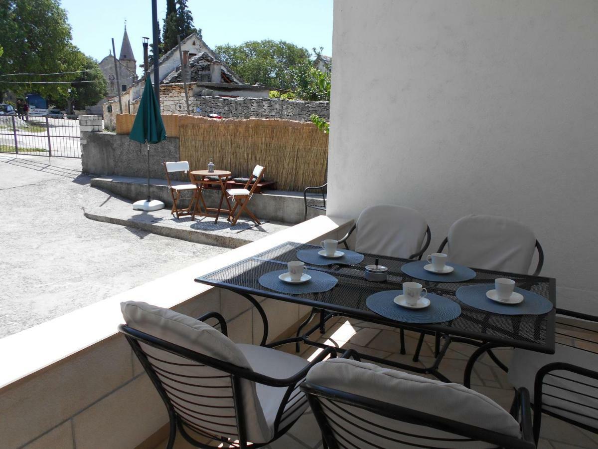 Apartmani Ino Skrip Екстер'єр фото